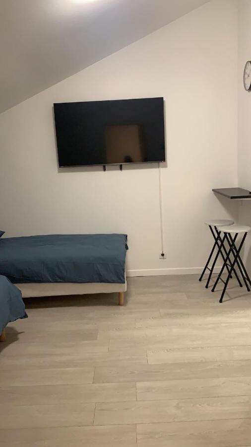 Appartement Cosy Ле Бурже Екстериор снимка