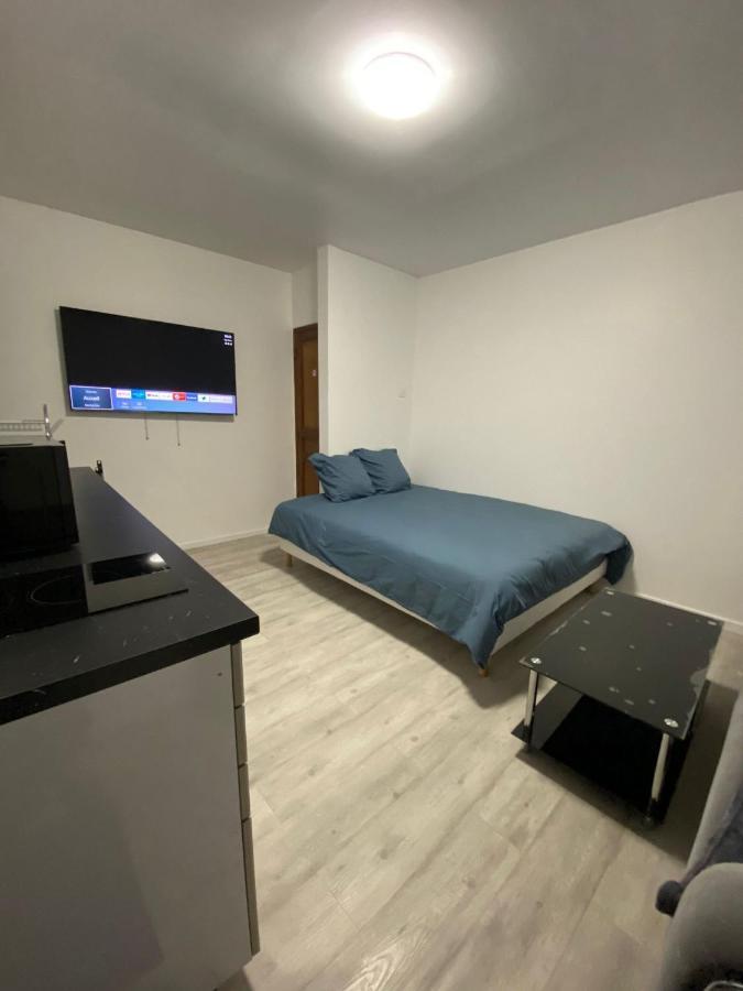 Appartement Cosy Ле Бурже Екстериор снимка